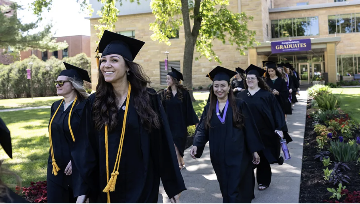 White dresses at graduation: Liberating or limiting? 