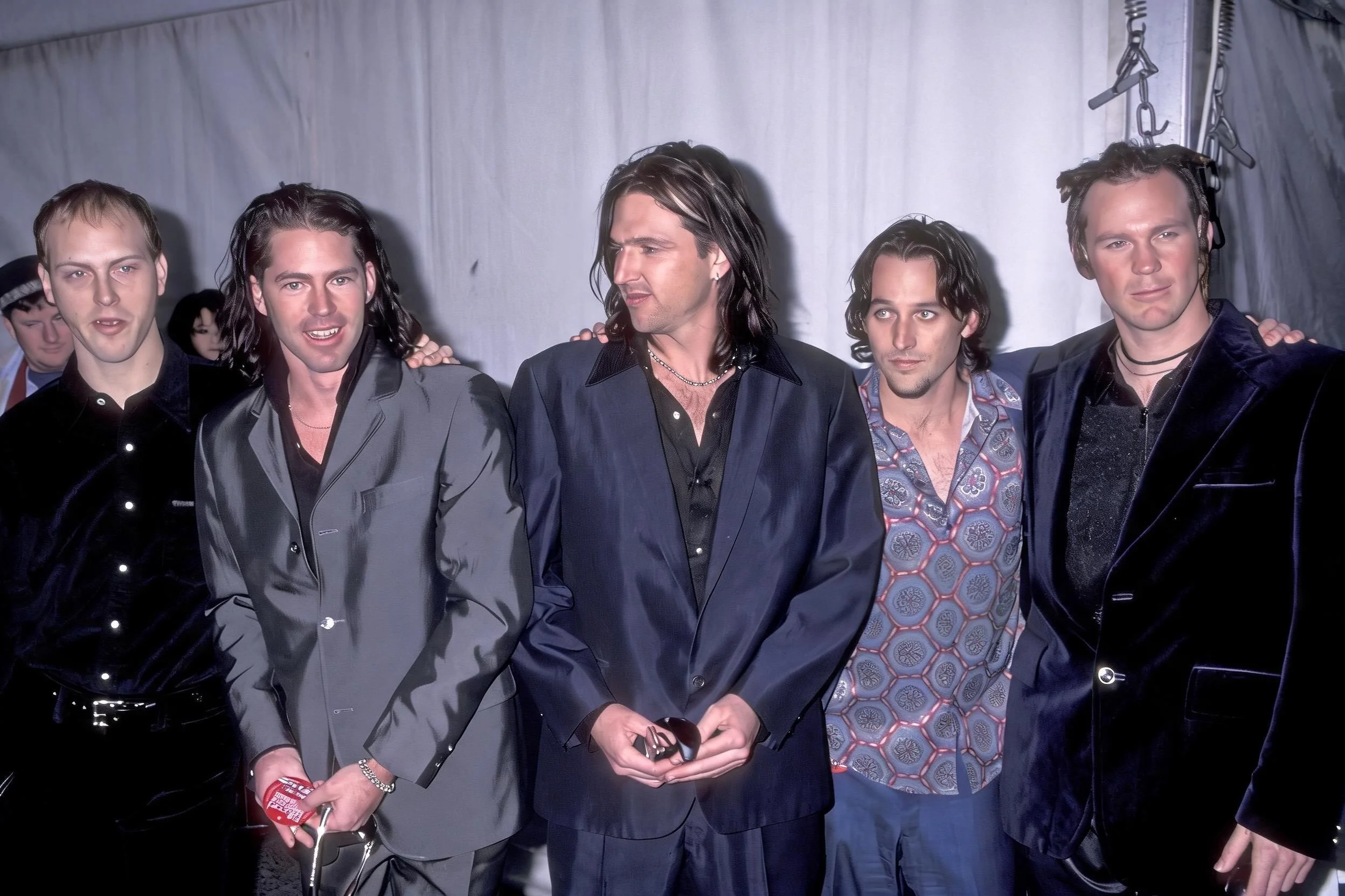 Billboard Awards backstage 1996. We won Rock Song of the year and performed live (we even beat Metallica that year🤘) crazy good memorable times that I am forever grateful for 🙏🎵 #dishwalla #countingbluecars #originalsingerdishwalla