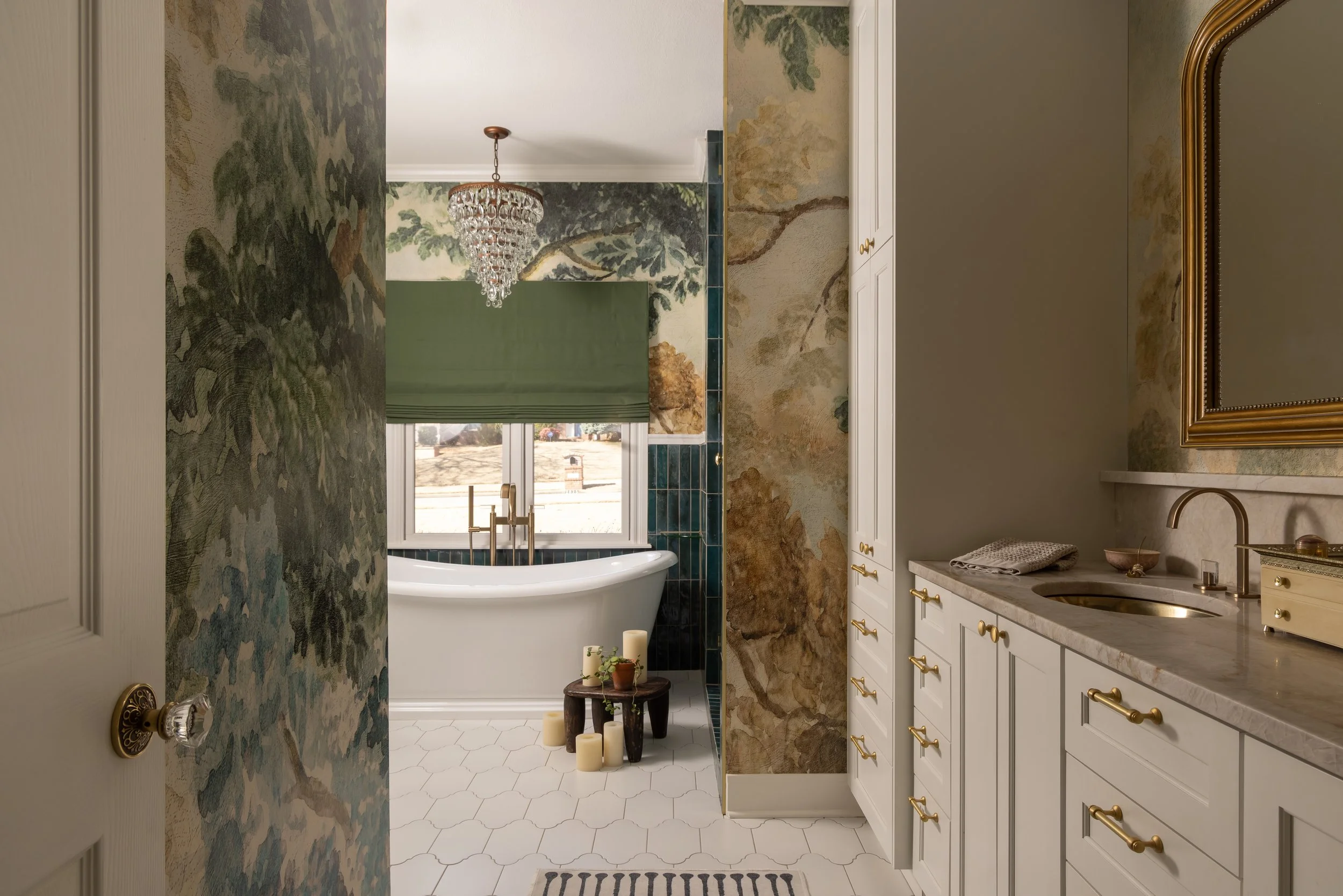 CMDRoanokeBathroom-2.jpg