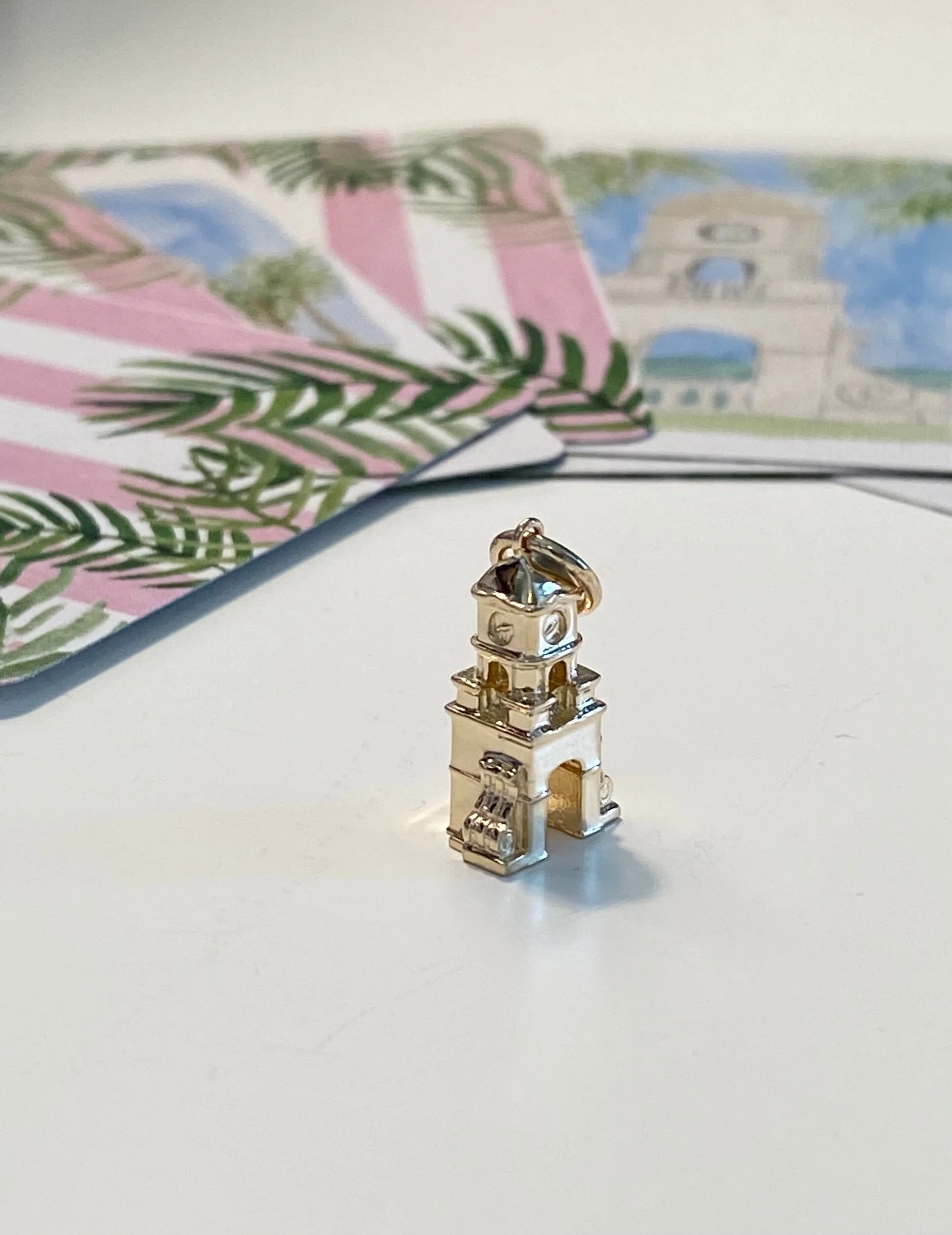 AB7DB98C-E85C-4ED9-A23F-731157B9D480