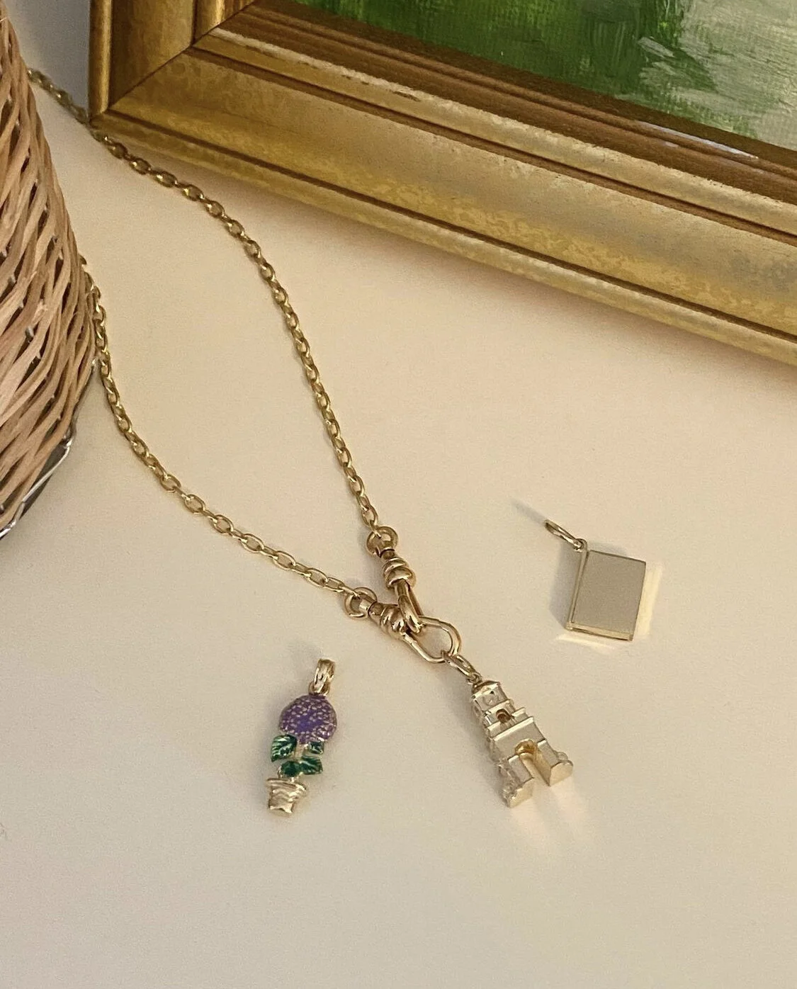 7B6217BC-9ABA-4AE0-9BF9-75C97D7FA8EE