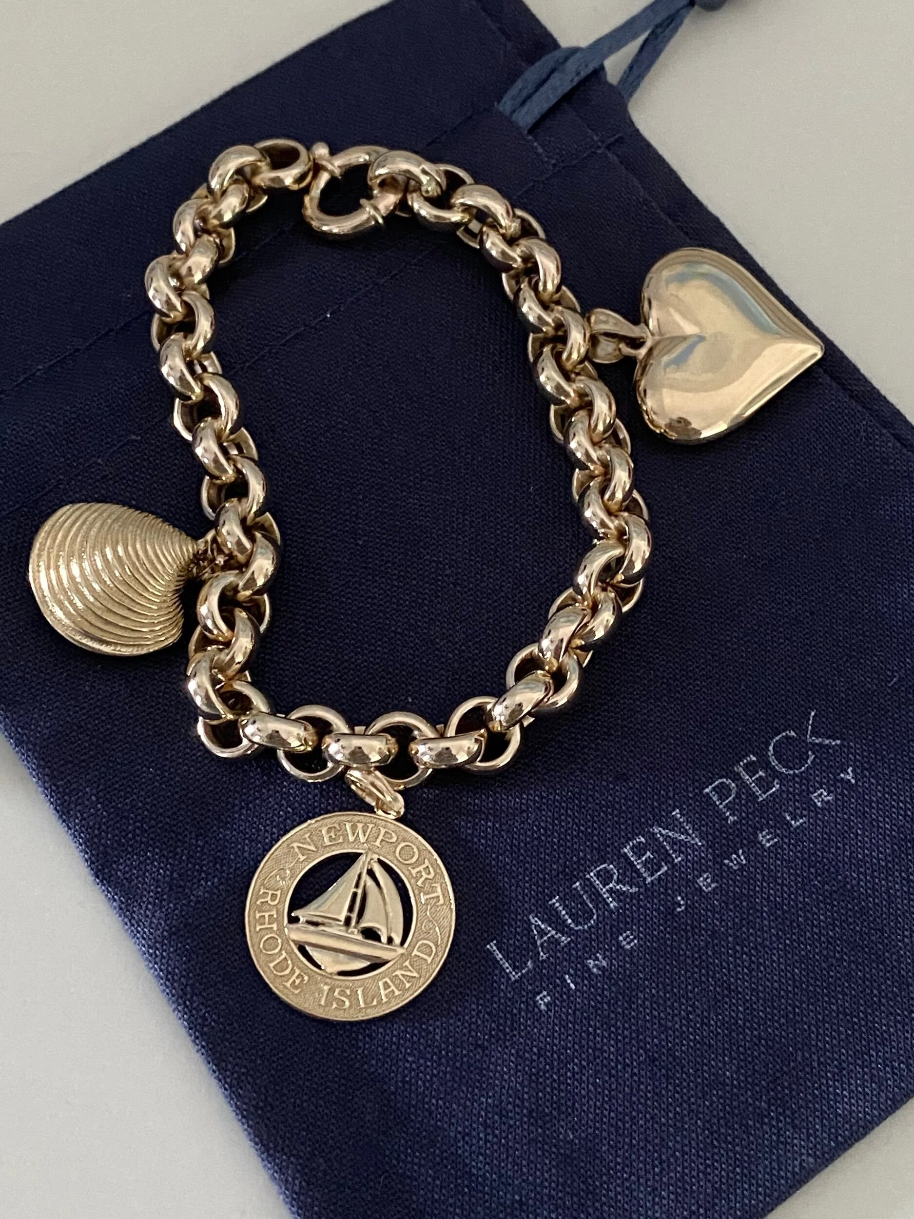 8C77BA22-F206-4578-9DBD-C5AA4AAAA2D9