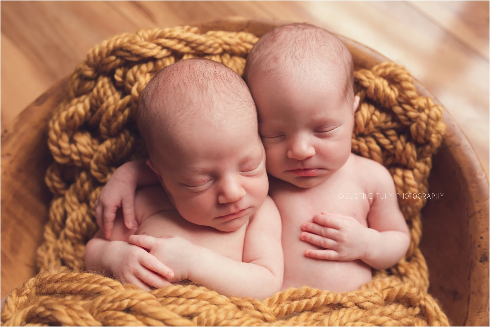 Twins Emersyn & Presley | Columbus Ohio Newborn Photographer