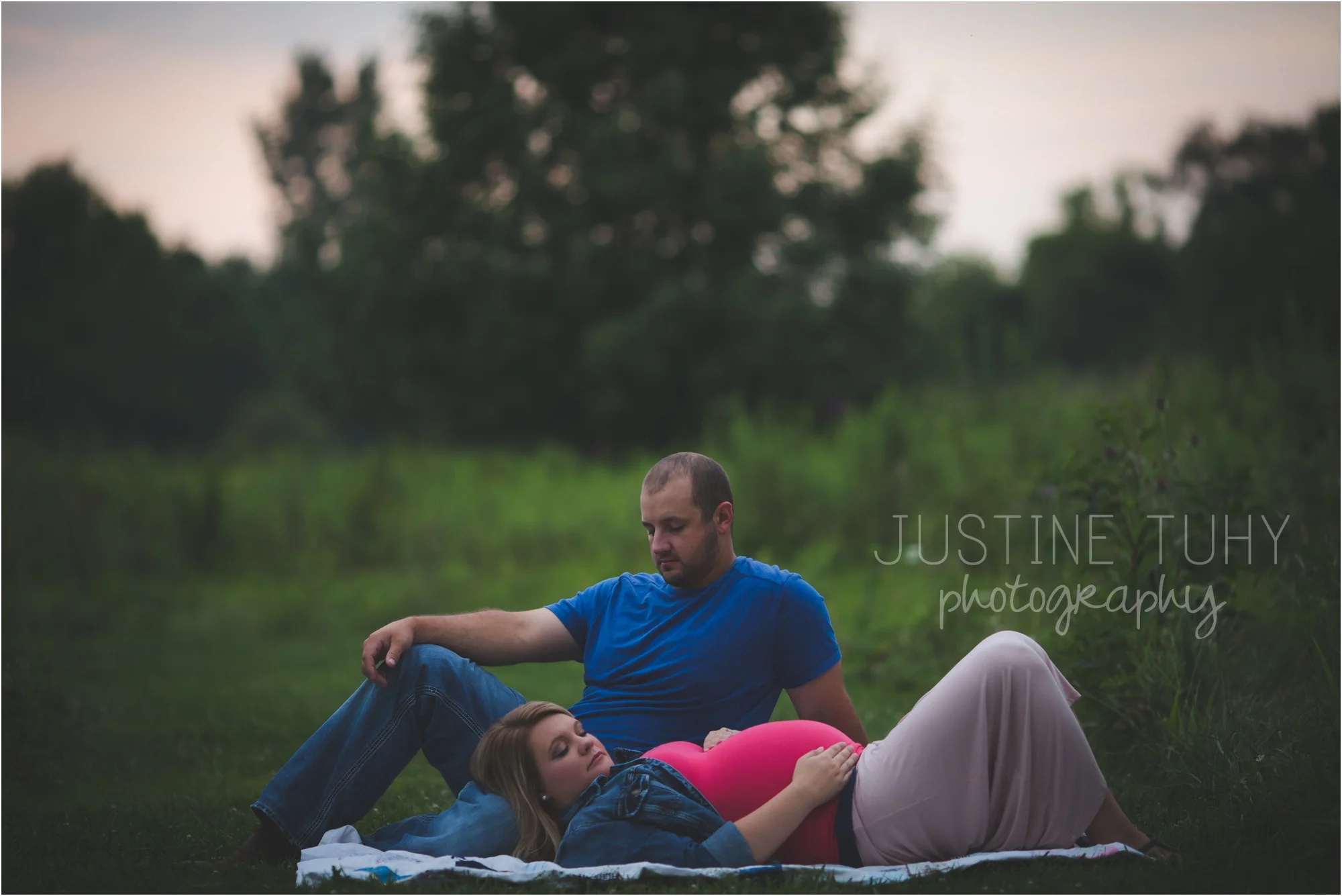 The Suerdicks | Maternity Photographer Columbus Ohio