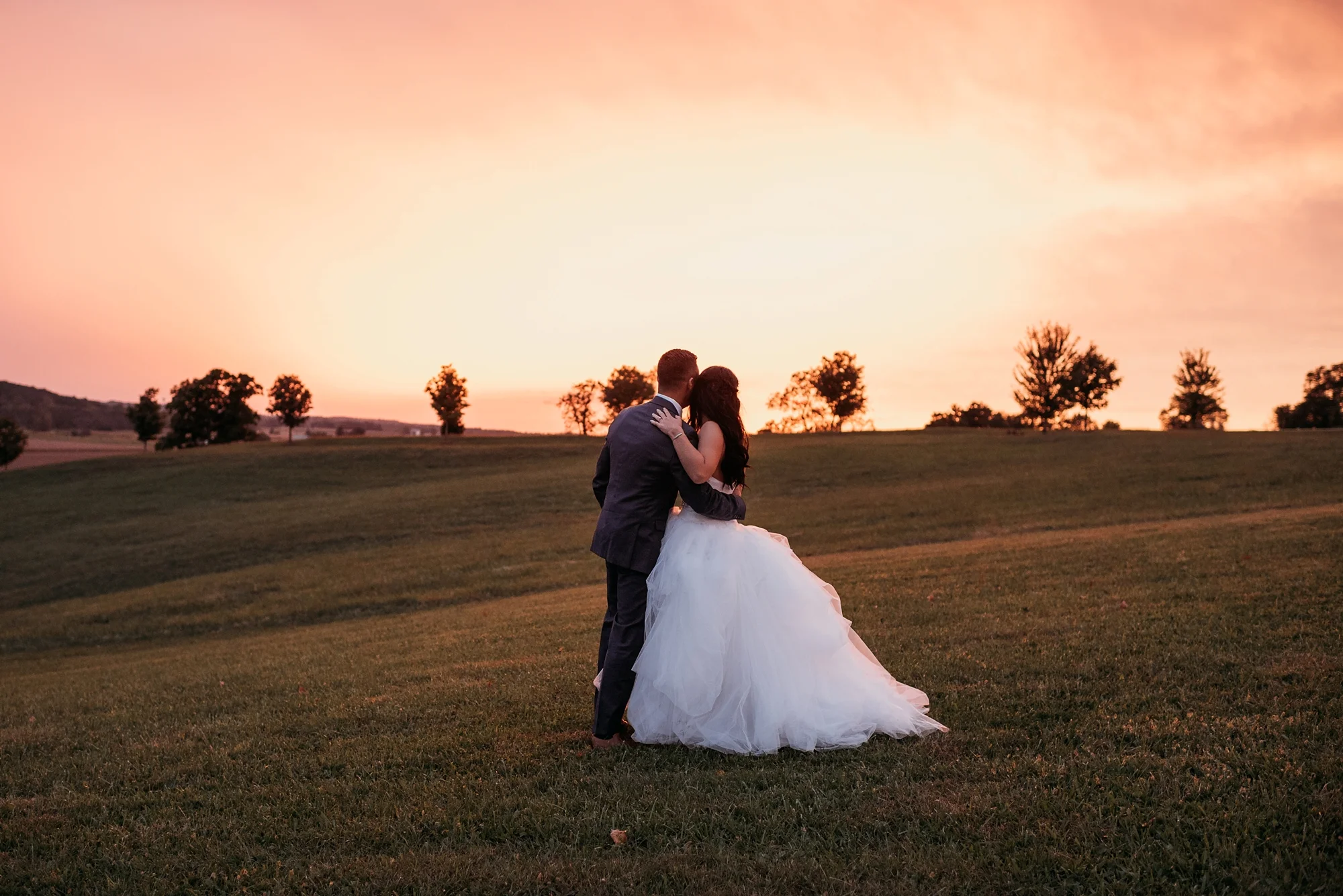 Barn on the Hill Wedding Thornville, Ohio