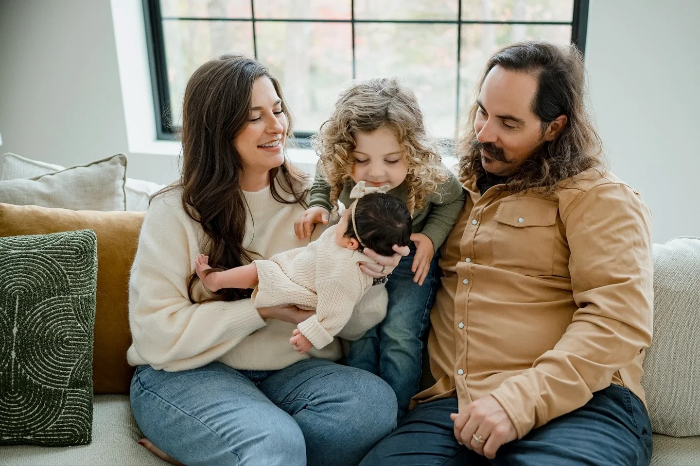 I thought I was there to photograph Miss Gianna&rsquo;s newborn session, but someone else had other plans! 😄 Big brother Giosu&egrave; wasn&rsquo;t too sure about photos at first, but with a little reverse psychology, he was all in! Congratulations 