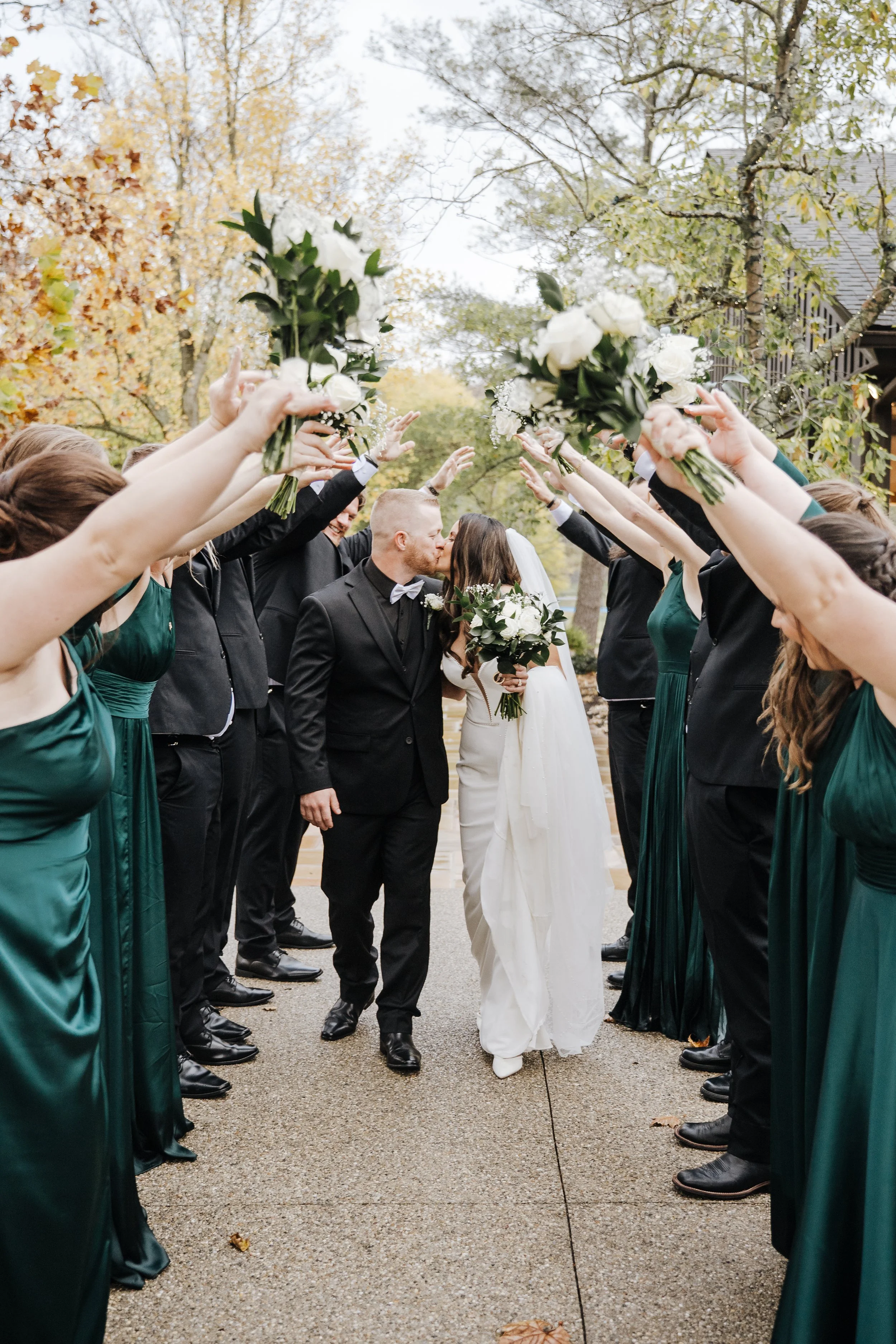 BRIDAL PARTY PORTRAITS-47.jpg
