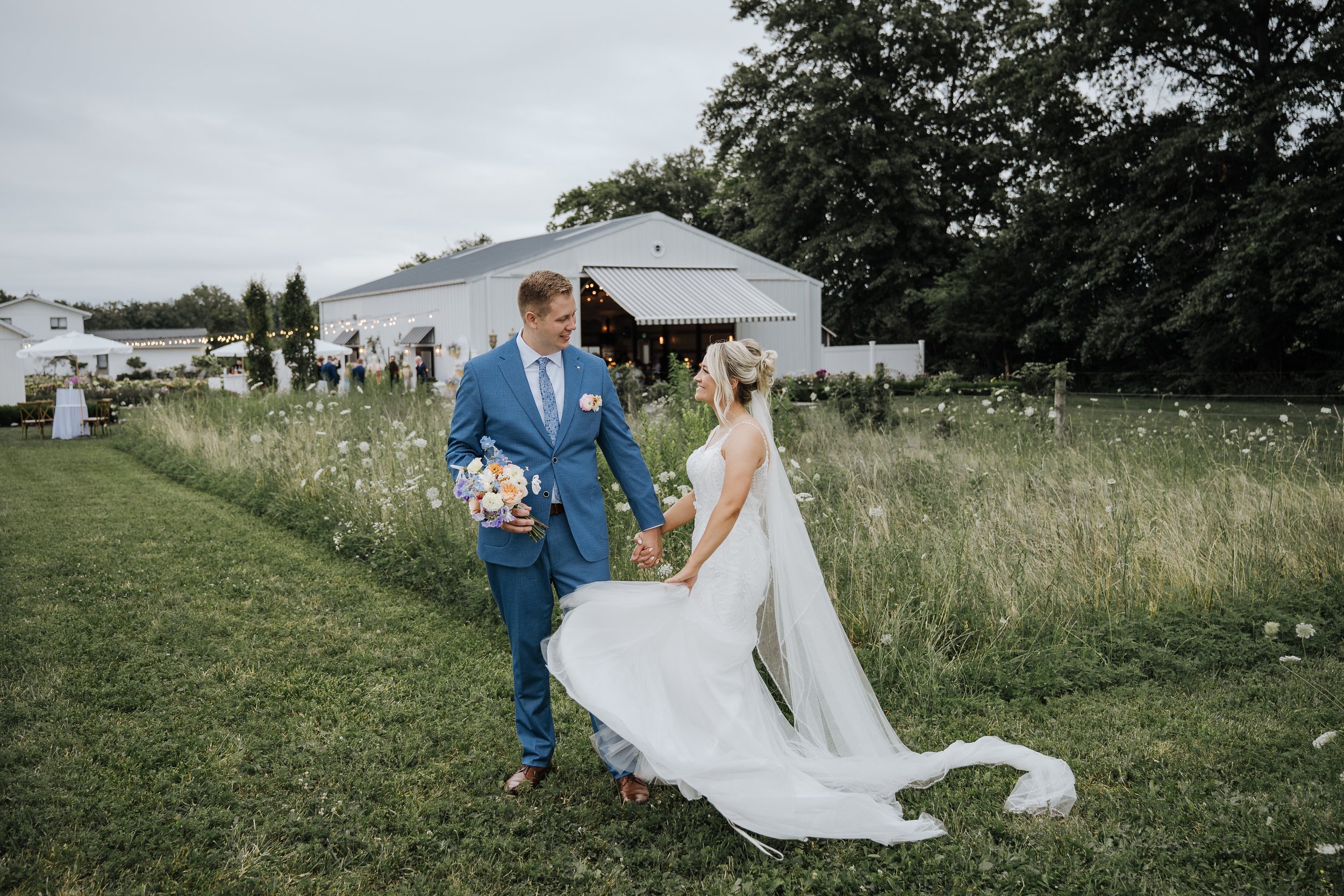 BRIDE + GROOM PORTRAITS-90.jpg
