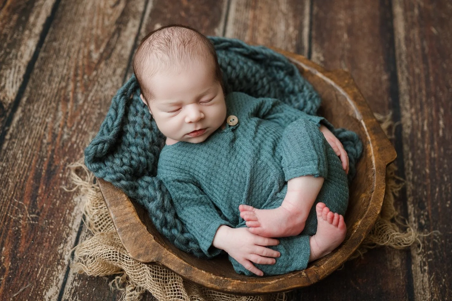 From photographing his sweet big sister a few years ago to now welcoming baby Benedict Richard 🤍.
There is truly nothing more special than watching families grow. Such an honor to capture another beautiful chapter for this family.