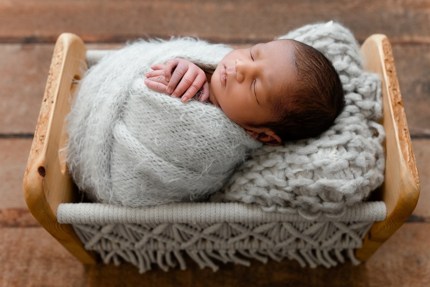 So tiny, so loved, and already filling the world with so much sweetness 💙
This is the magic of brand new life ✨