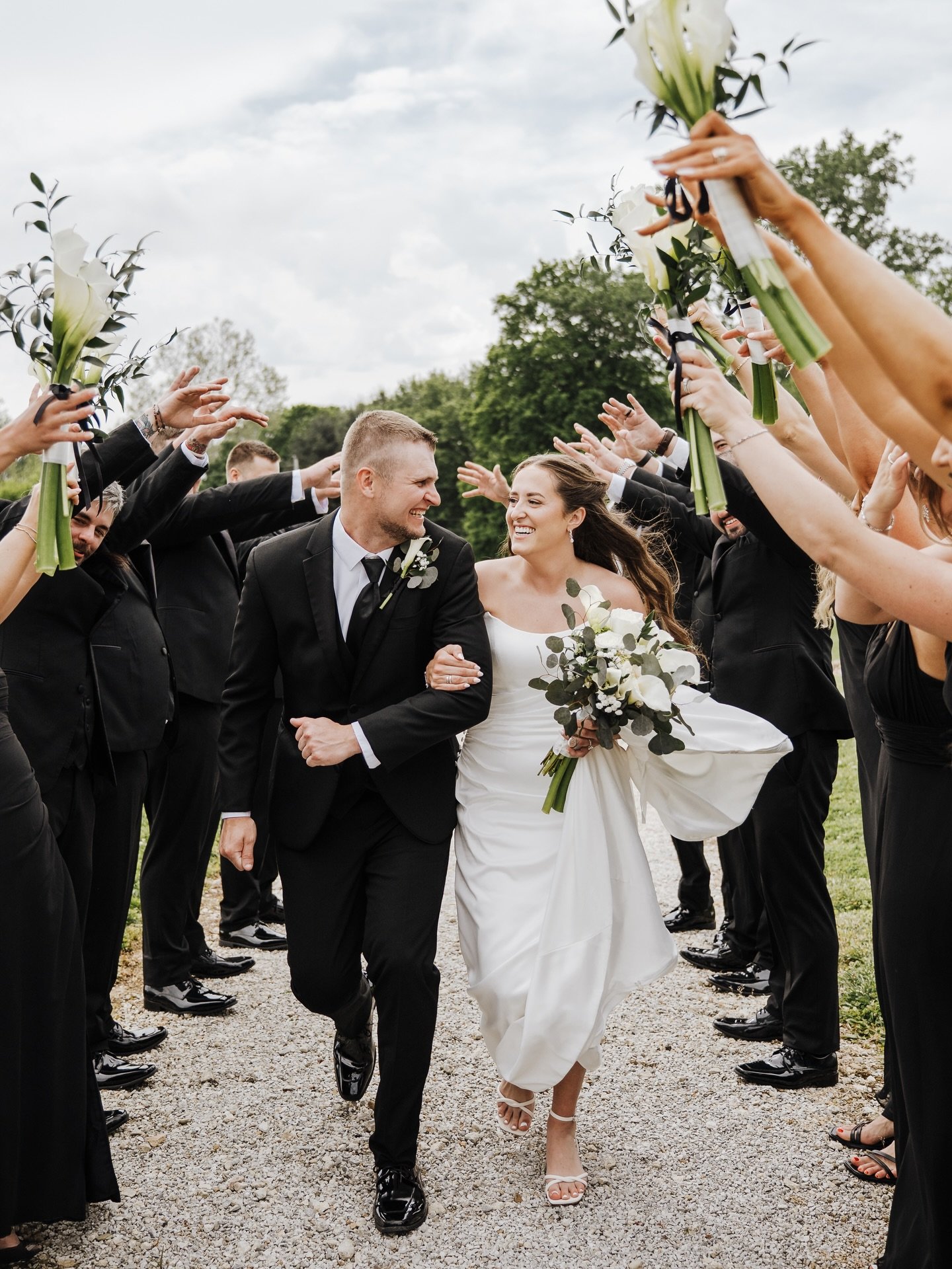 Congratulations, Marissa + Tyler 🤍 What a joy it was to celebrate these two! The happiness between them was absolutely contagious, and you can feel their love and excitement in every single photo. From nonstop laughter to the sweetest moments togeth