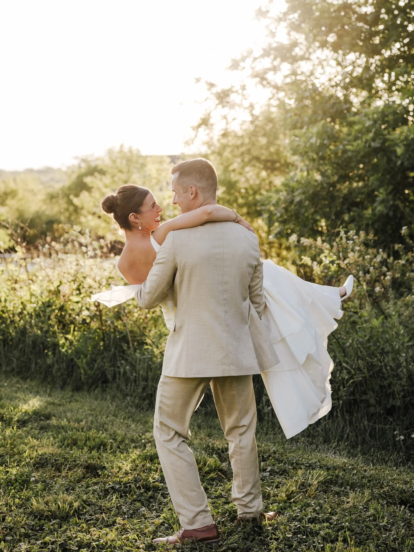 Carly + Daniel spent their wedding day surrounded by the people they love most on Daniel&rsquo;s family property, making every moment feel meaningful and personal.

The sweetest day for the sweetest couple. Congratulations, you two. ✨