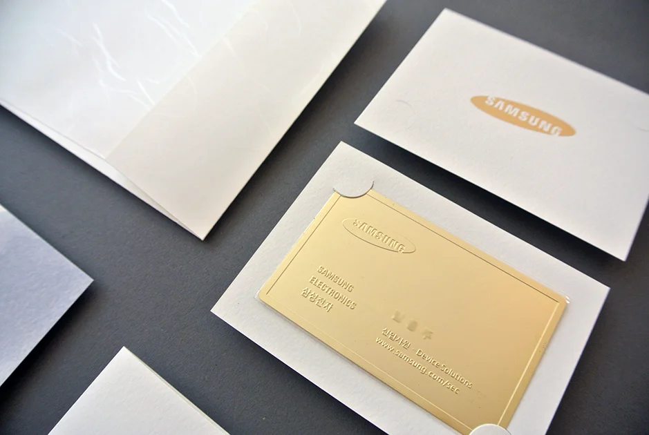 05_명함꽂이_명함홀더_상품권봉투_신입사원축하카드_삼성전자_빠삐에아쉬-07.jpg