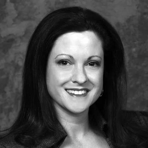   ROCHELLE RUBIN  Co-Founder / Left brain  Has over 20 years of legal and professional services industry experience. Background includes marketing, operations, strategy, and technology. She has a BBA and JD, and has her white and yellow belt certific