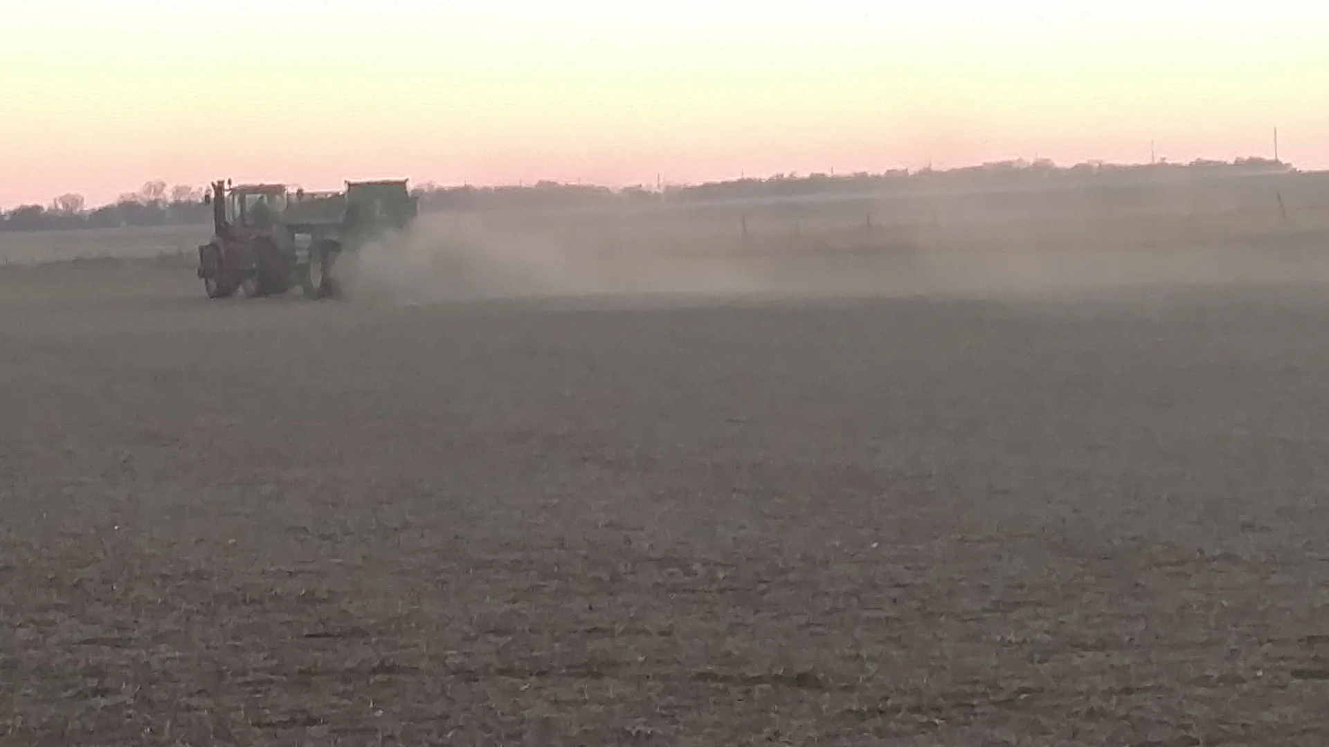 custom-lime-spreading-image-field.jpg