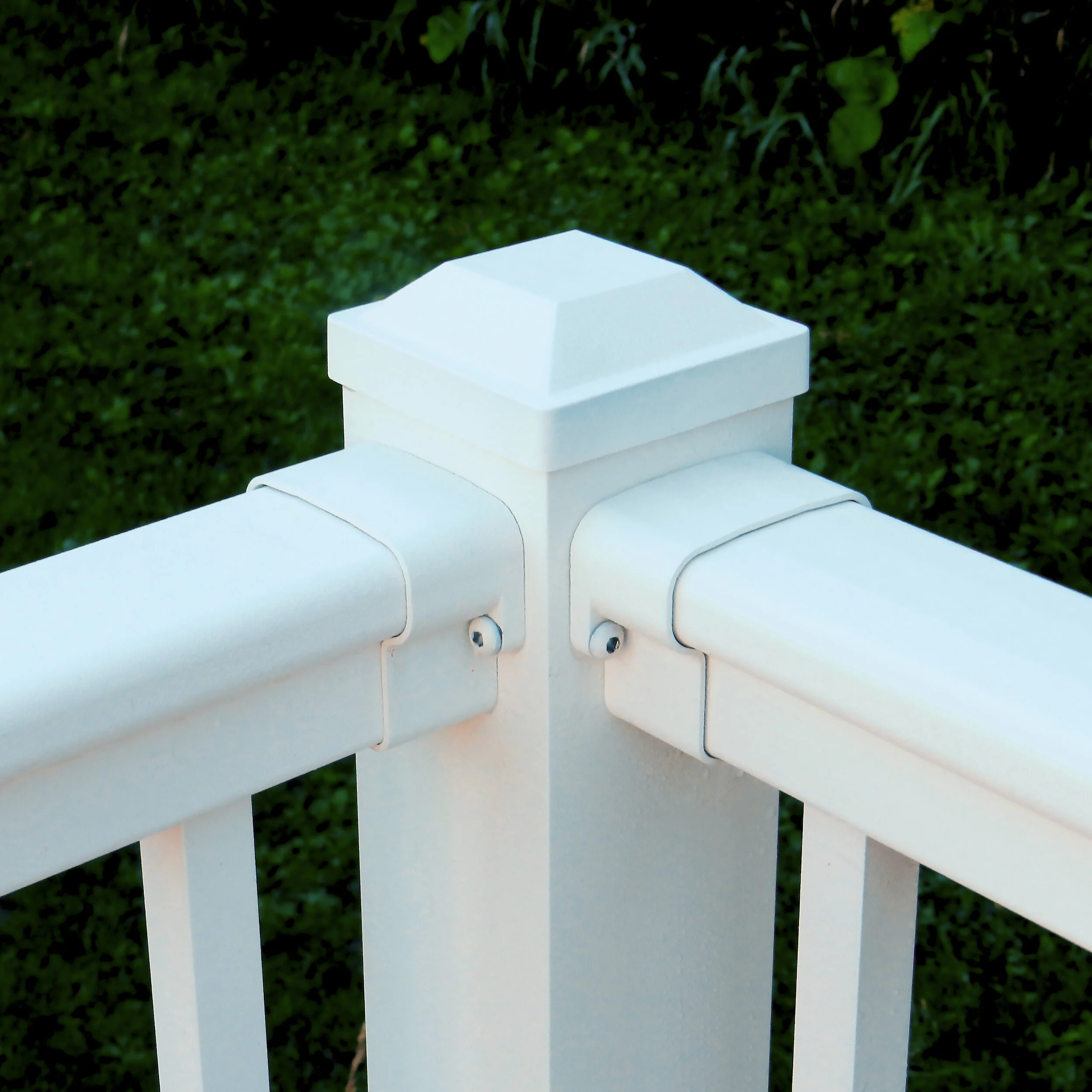 Lincoln Aluminum Railing — Color Guard Railing Systems