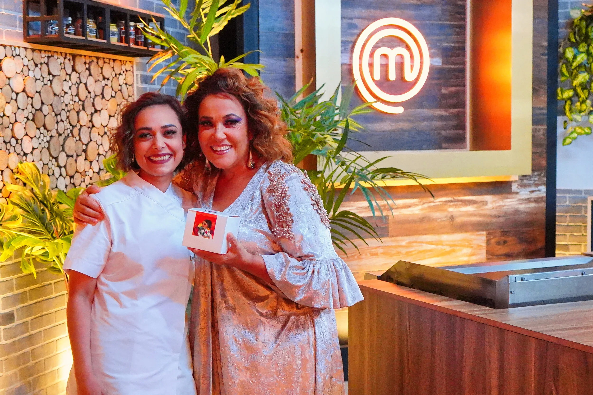 Conoce nuestra linea de salsas aqui.