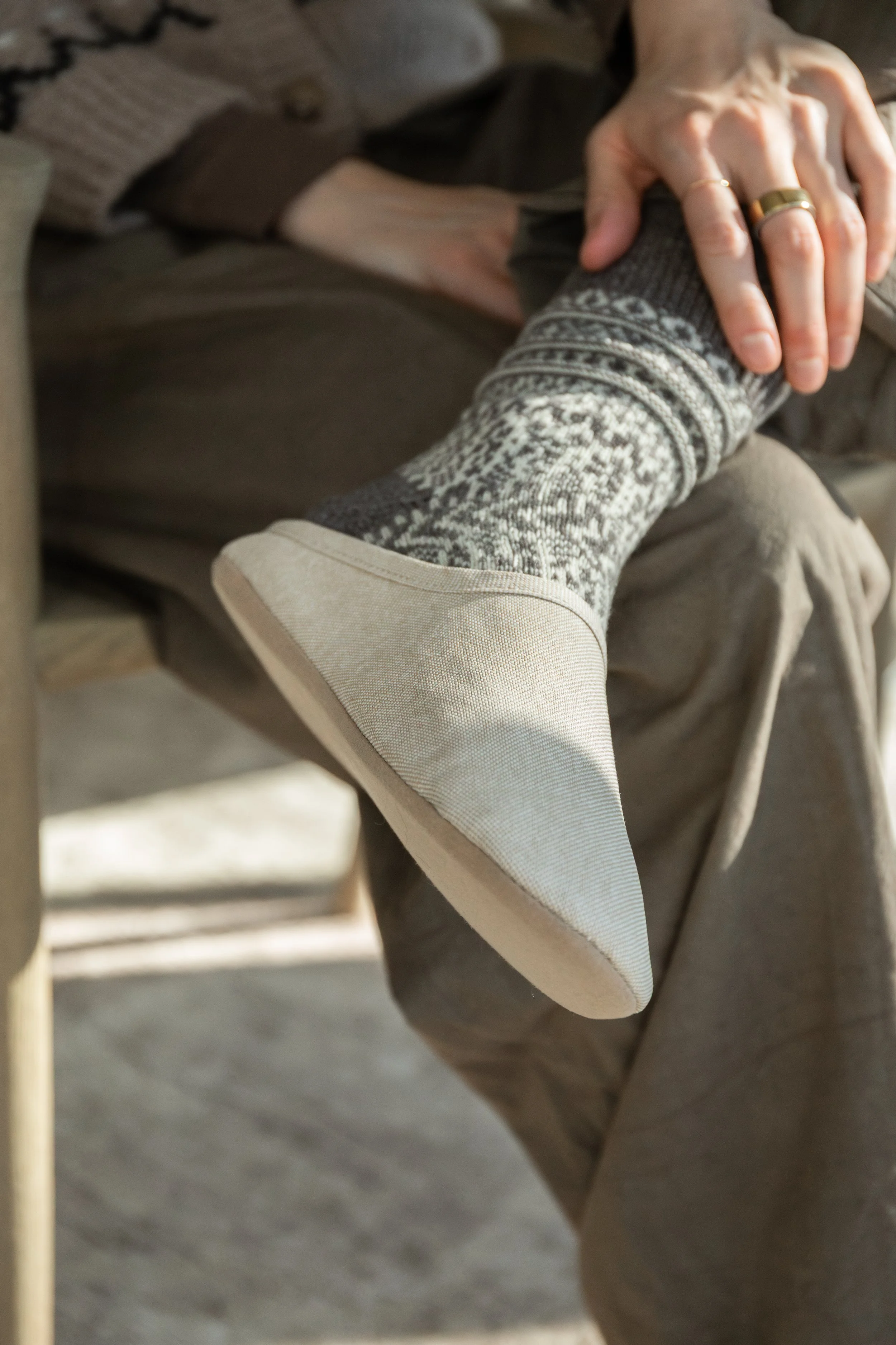 Why Are Japanese House Slippers Worn? How Morihata Keeps the Custom Alive