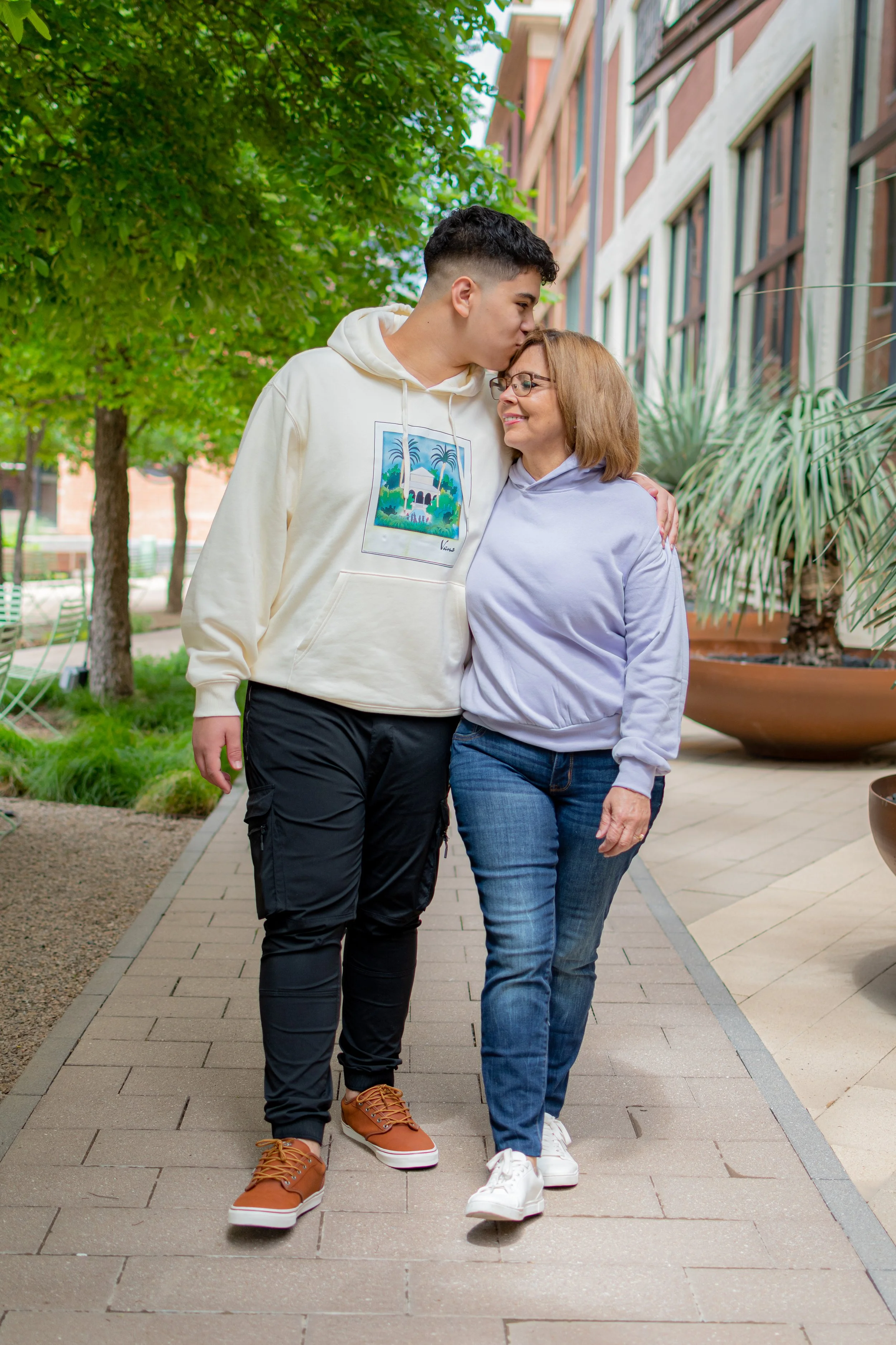 Mom&Son34.jpg