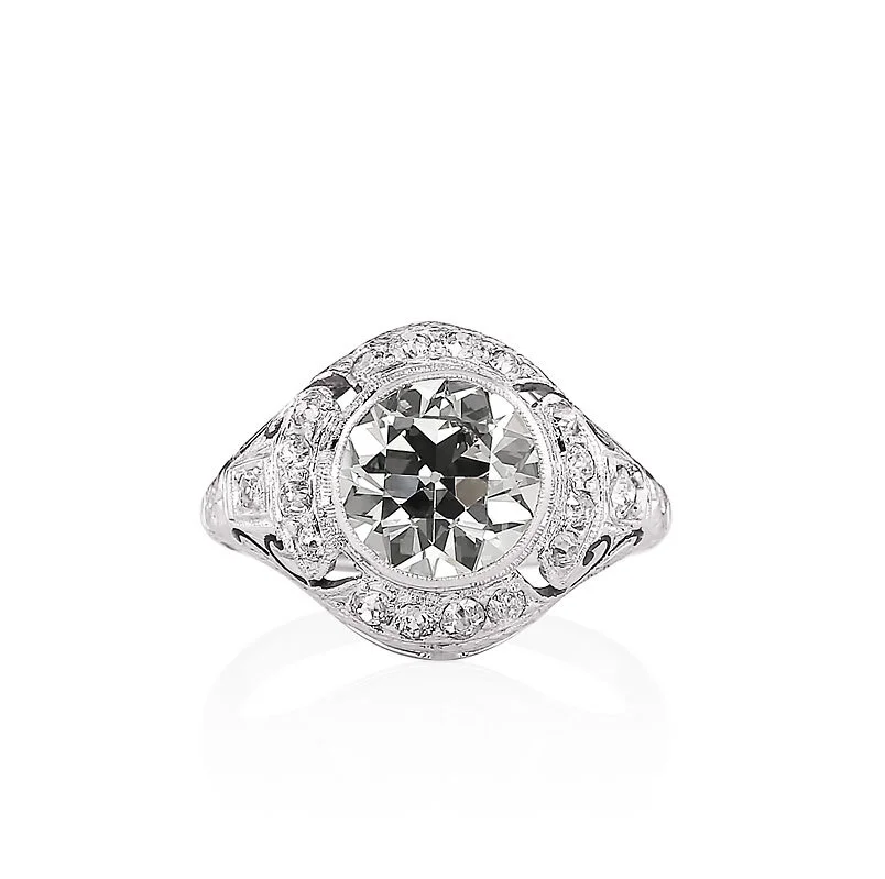 BigRoundFlowerDiamondRingFront.jpg