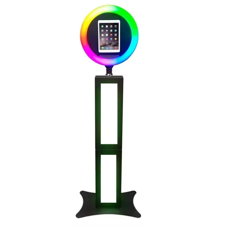 ipad-photobooth-pro-split-led-photobooths-750x750.jpeg