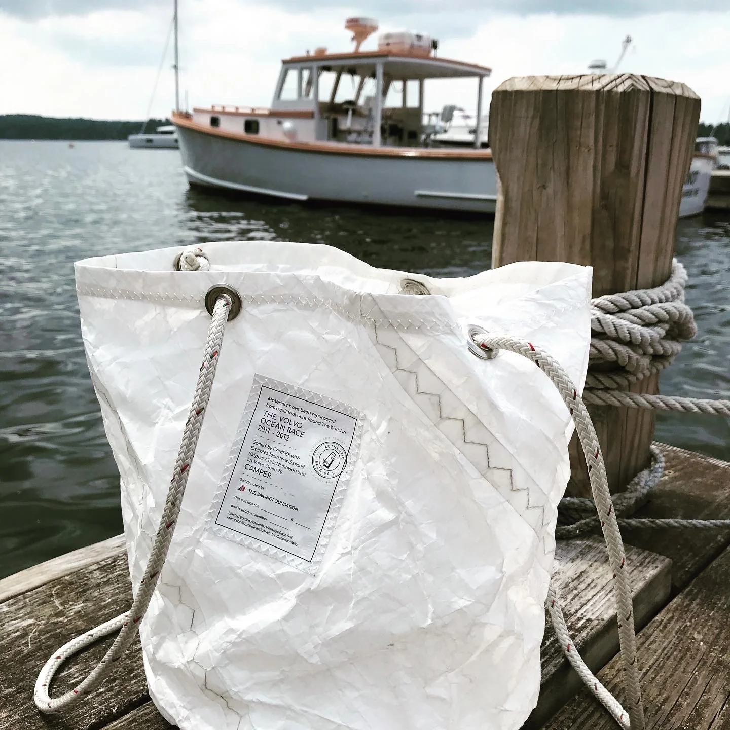 VO 70 Camper Bucket Bag