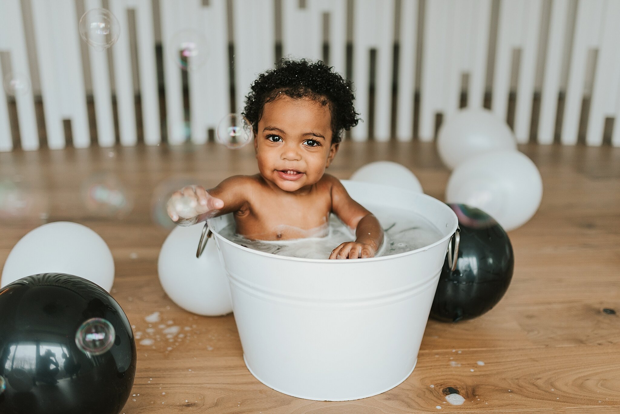 aj_green_miranda_green_roswell_baby_first_birthday_cake_smash_photography_0025.jpg