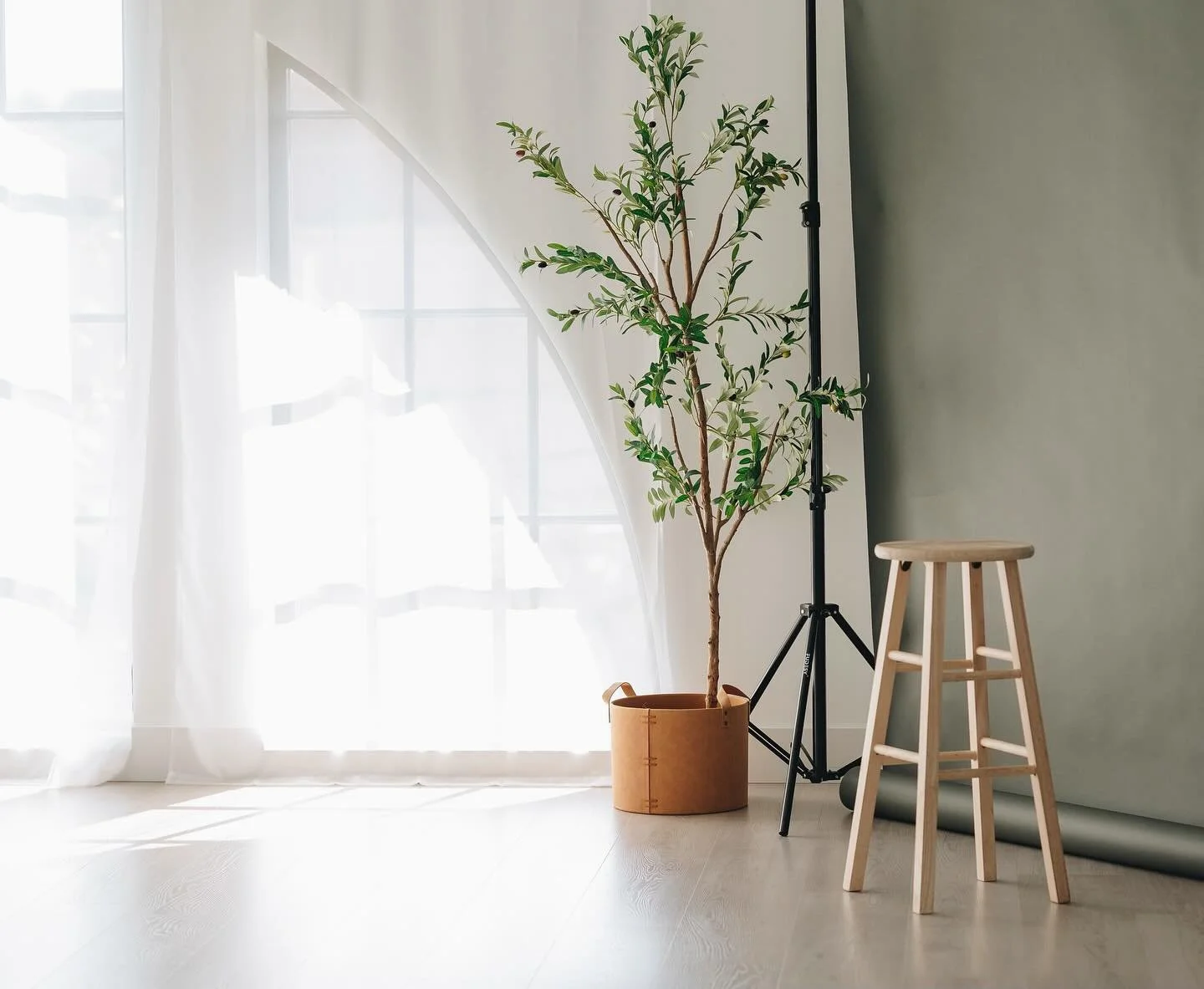 You know how sometime you find yourself at the wrong place, and you know you should not have been there in the first place, but you didn&rsquo;t listen to your own intuition and now you&rsquo;re kicking yourself. I never feel like that here ✨ Thank y