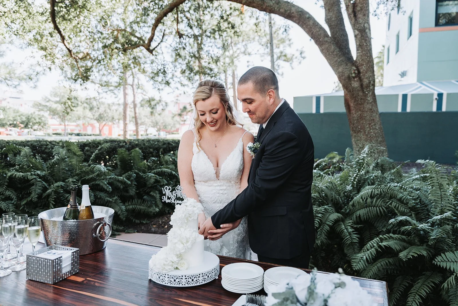 swan-dolphin-wedding-celebration-cake.jpg