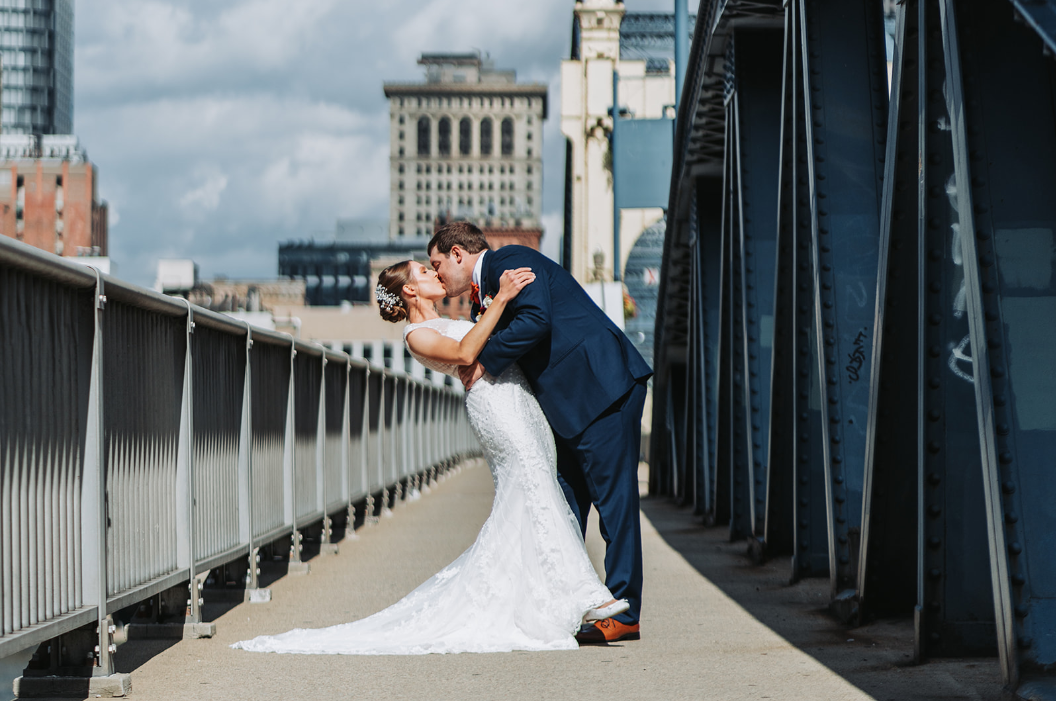 Pittsburgh wedding couple portrait.