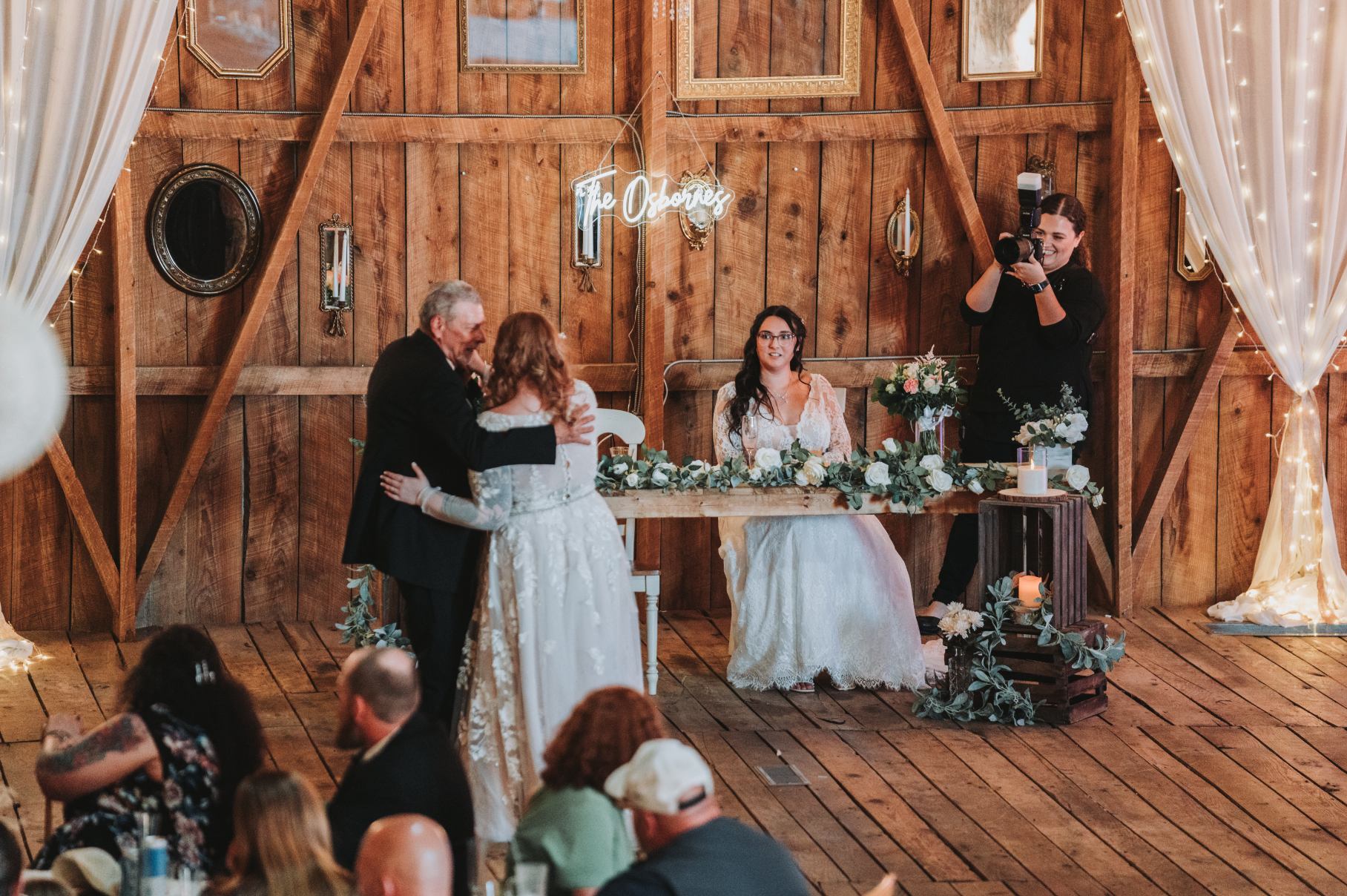 Pennsylvania wedding photographer coverage at The Barn at Willow Grove.