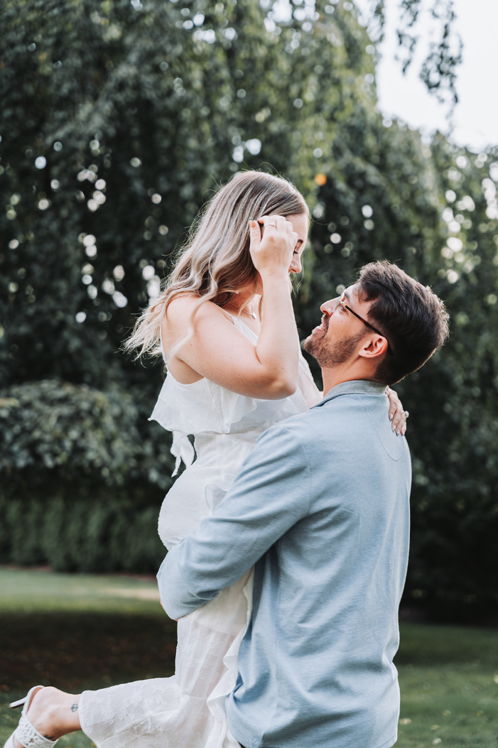 picking-up-bride-gardens.png
