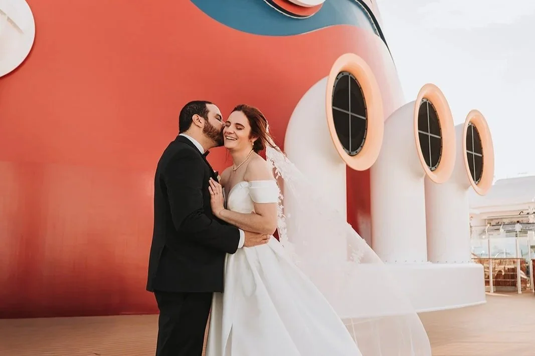 Mickey funnel best Disney cruise couple portraits.