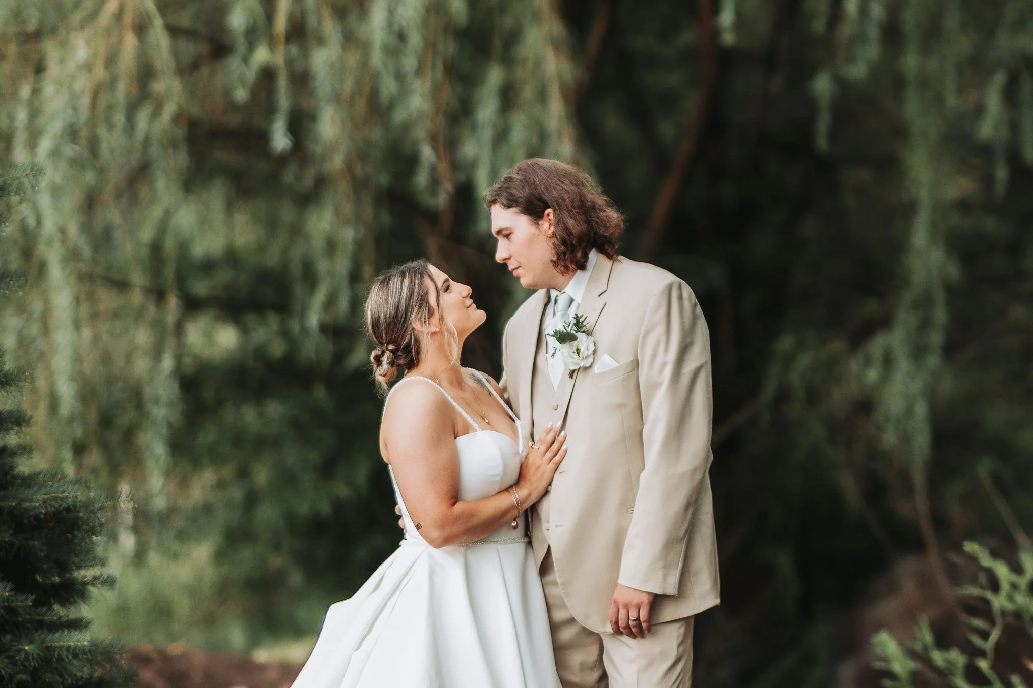 couple-portrait-thebigbarn-hollidaysburg-pa-wedding.jpg