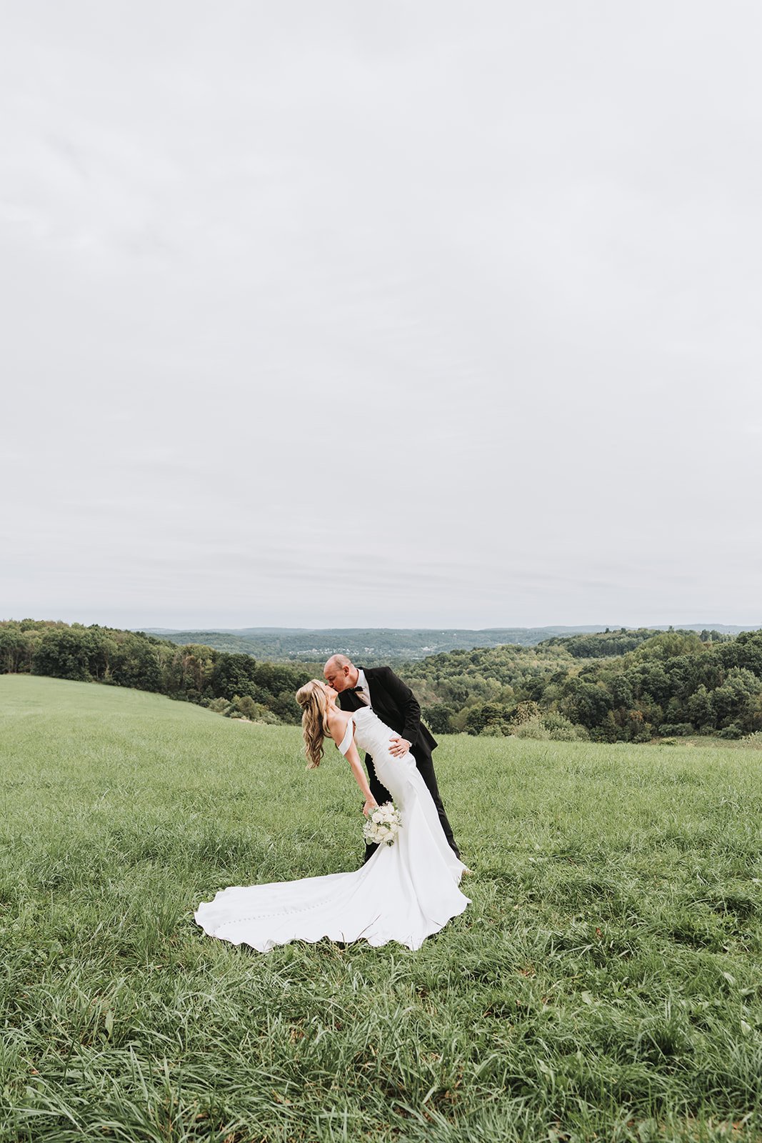 Pennsylvania wedding photographer capturing couple portraits in Clearfield PA.