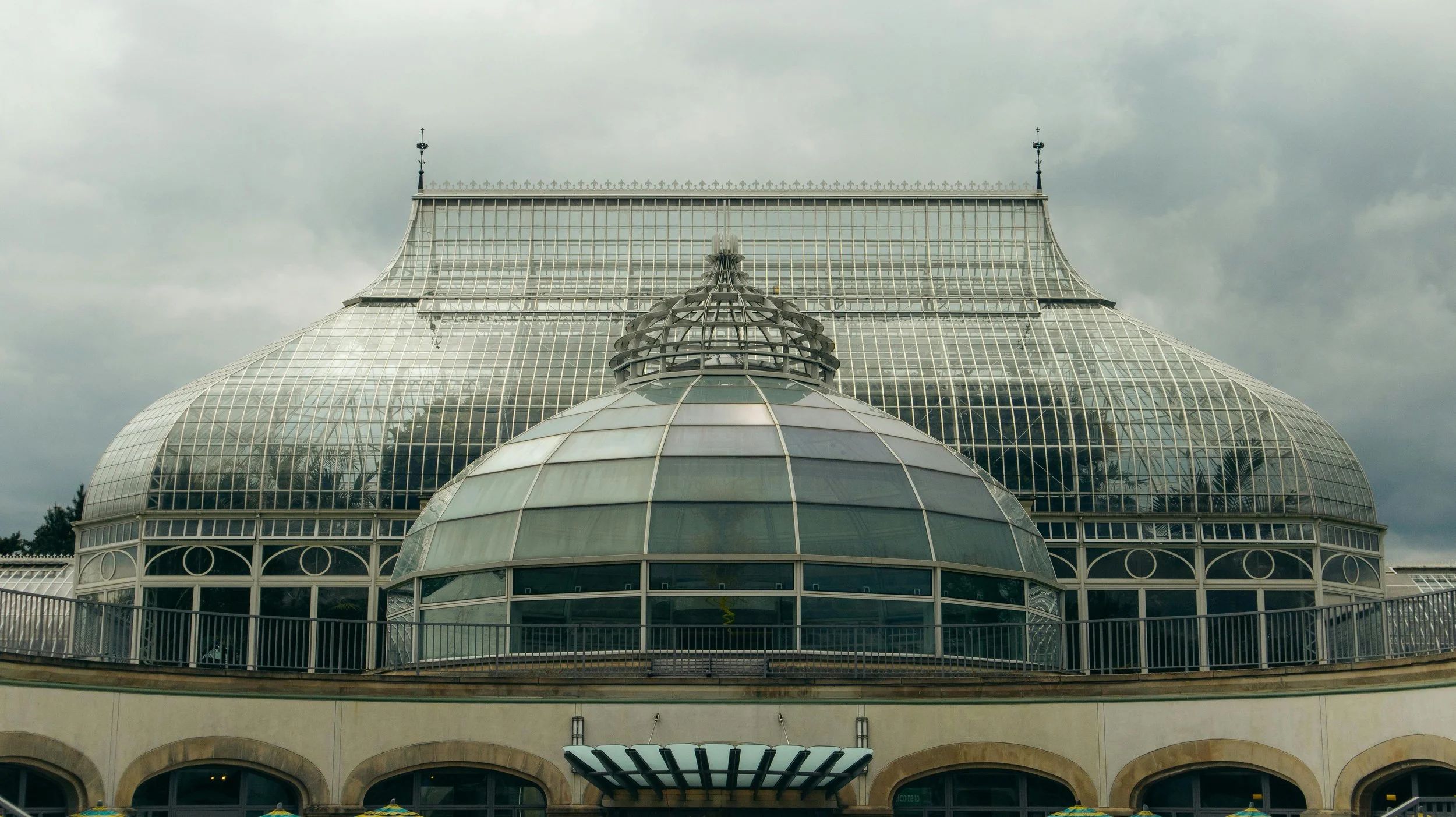 Phipps Conservatory and Botanical Gardens Pittsburgh wedding venue.