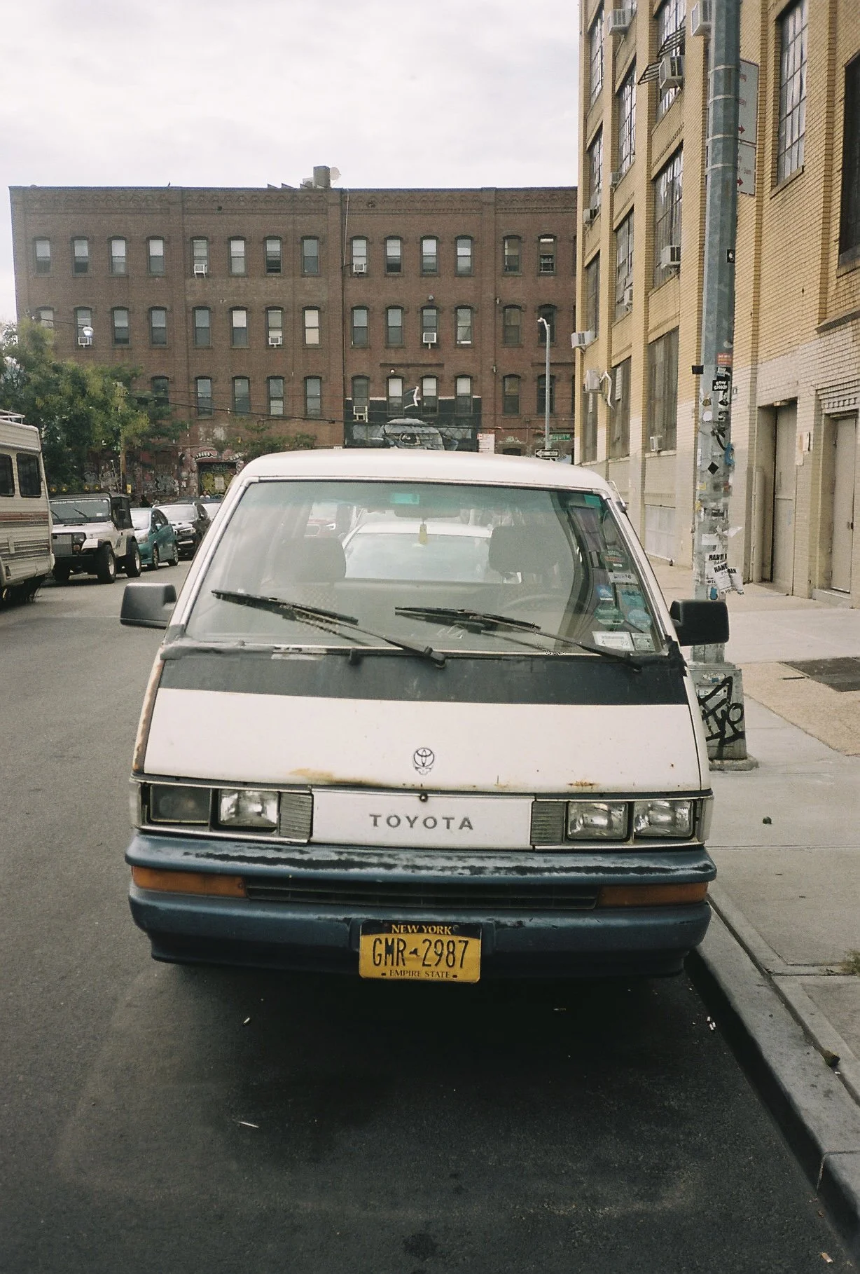 4631edmund009849-R1-051-24.jpeg