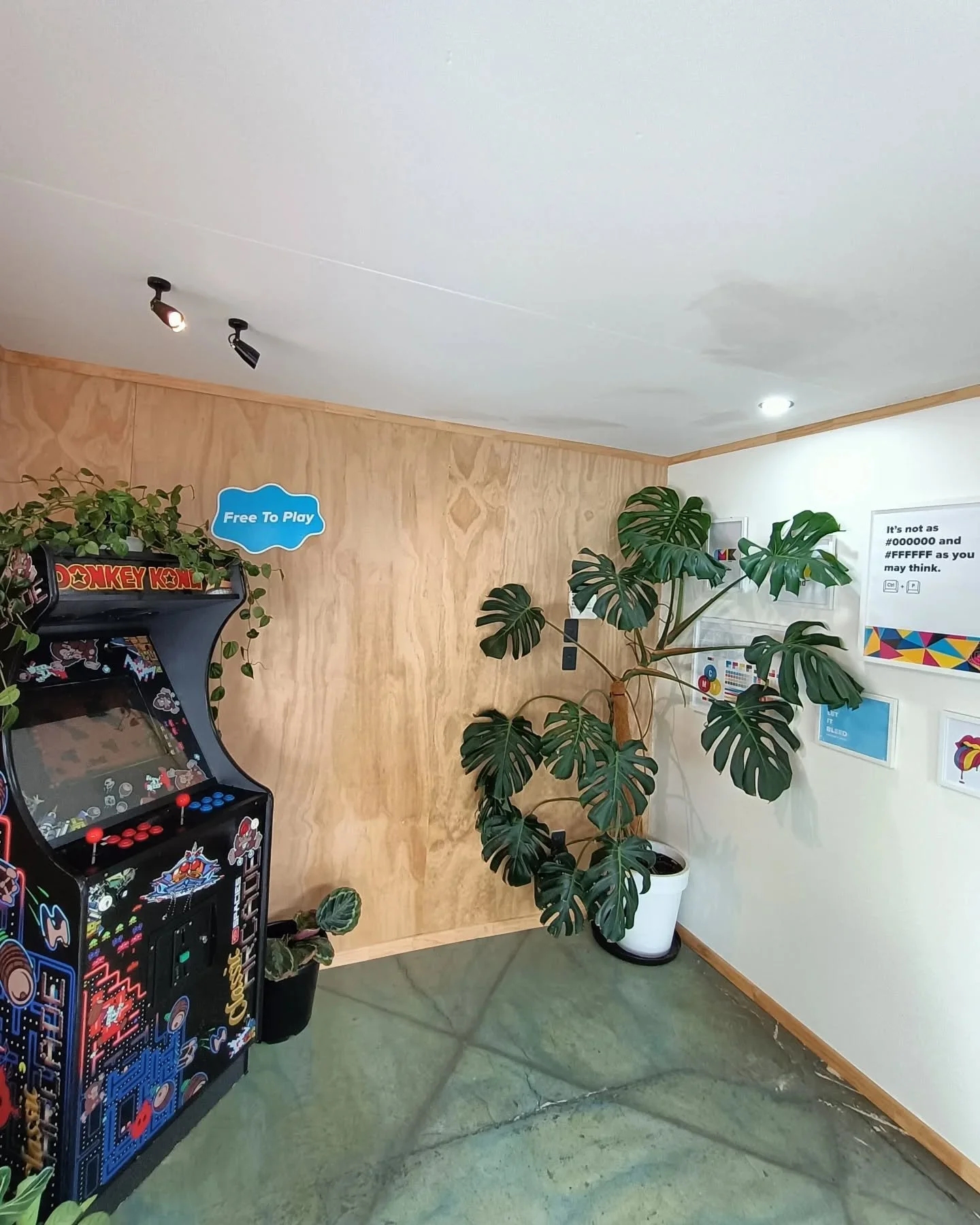 PRINT. PLANT. PLAY.