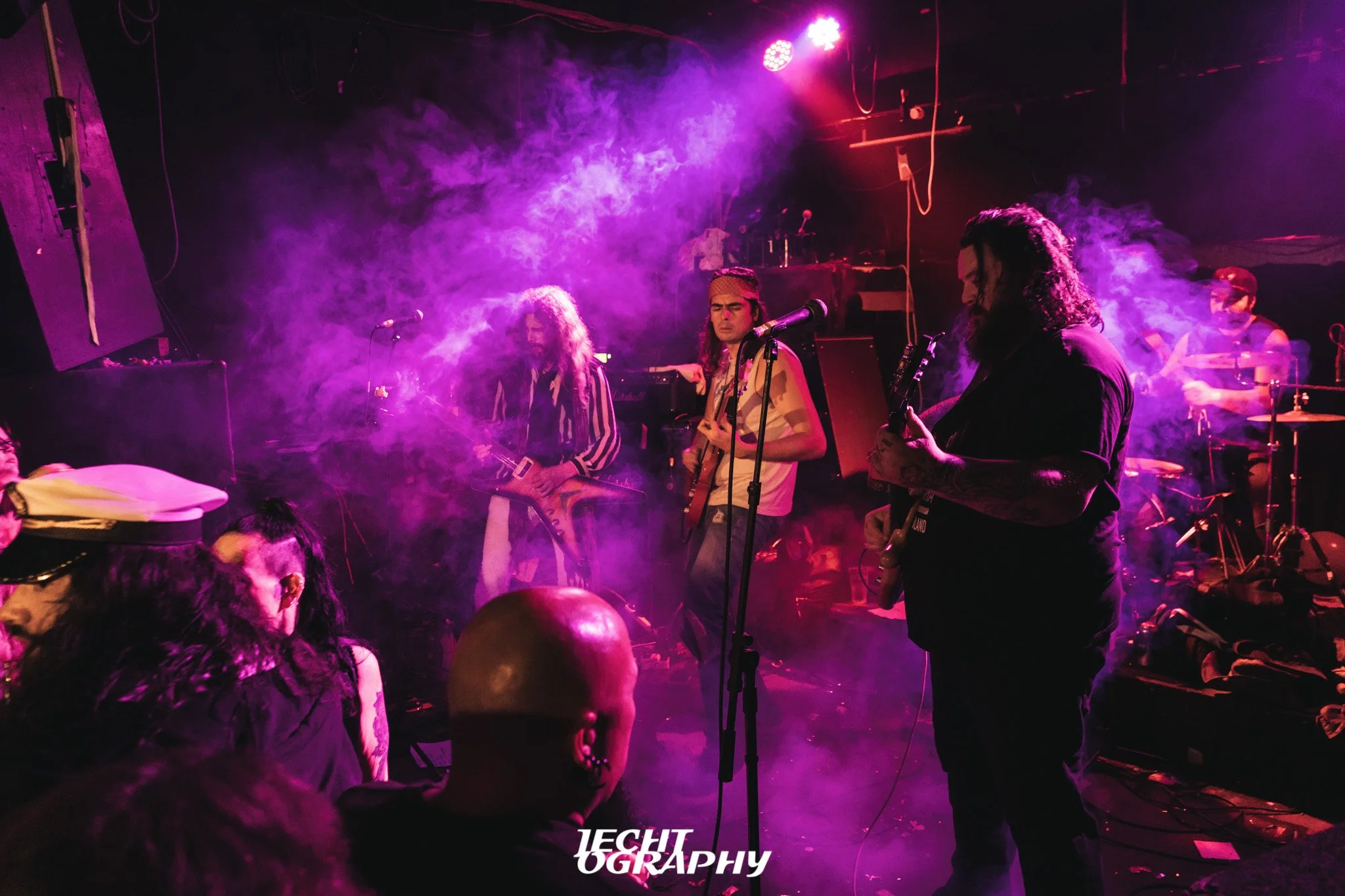 Silverfoxxx plays Valhalla - THE ROYAL VARIETY SHOW 3 — Jechtography