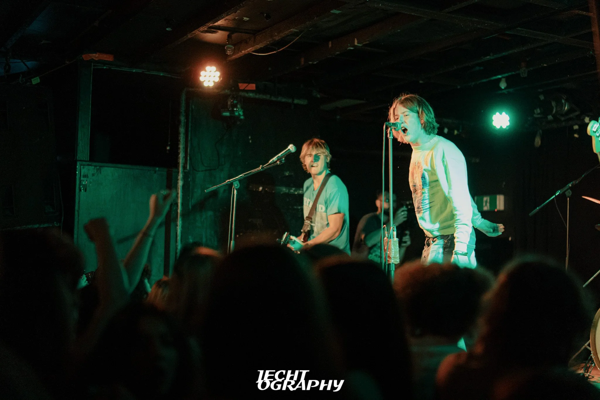 Daisy Grae plays San Fran DEE x ESBEE with Daisy Grae — Jechtography