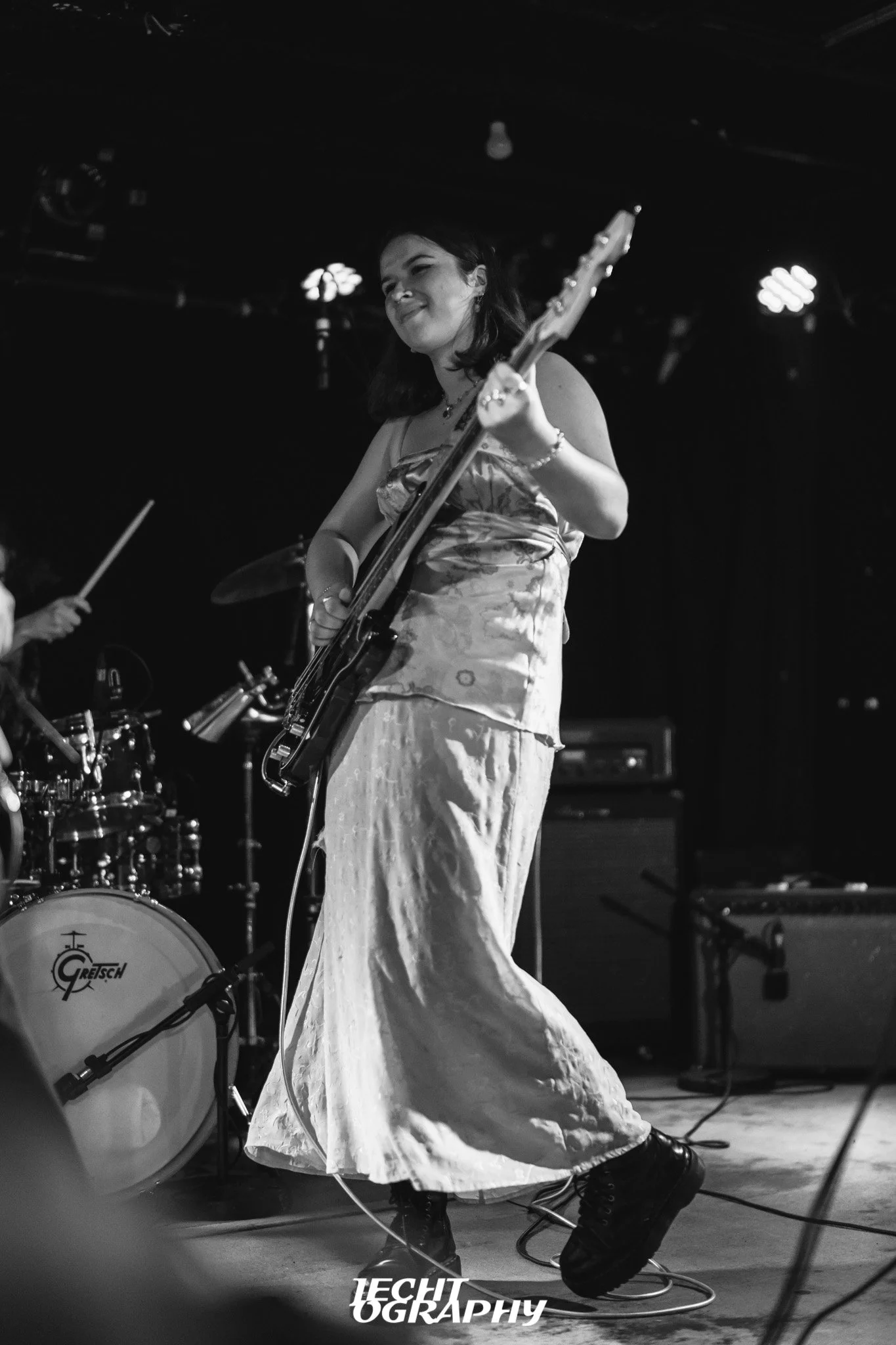 Daisy Grae plays San Fran DEE x ESBEE with Daisy Grae — Jechtography