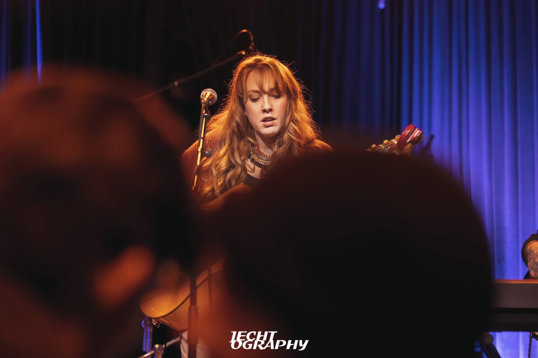 Bird Machine plays Big Fan - Skram Strawberry Dream Tour — Jechtography