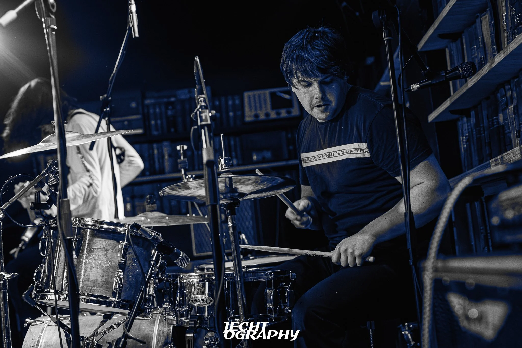 Voodoo Bloo plays Meow - Melting Faces @ Meow! — Jechtography