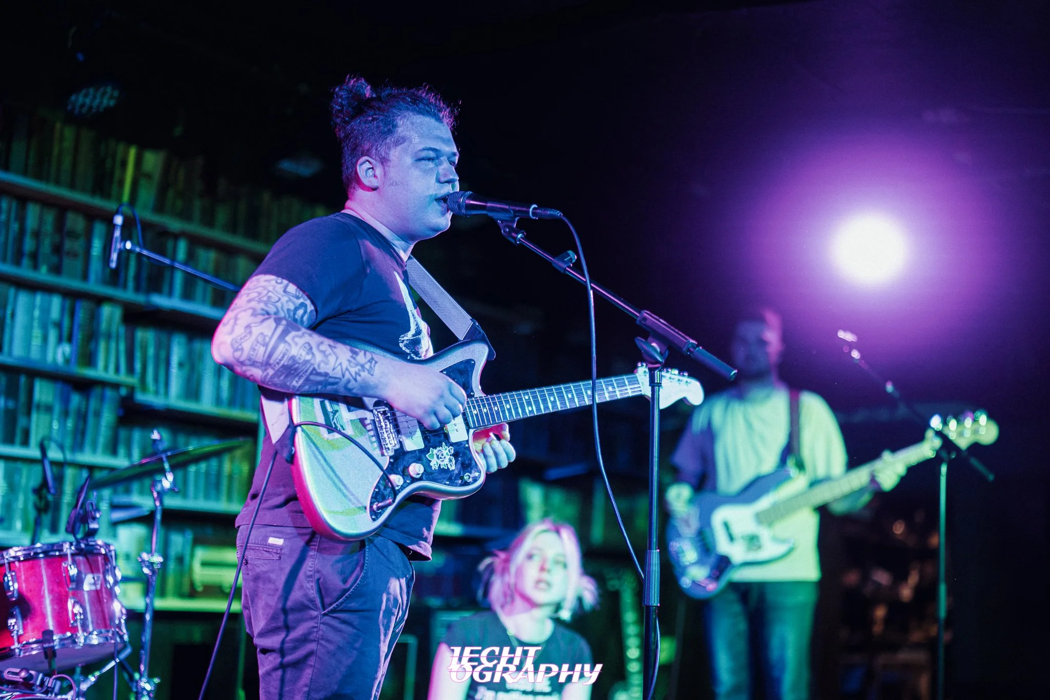Goose Voodoo Voodoo Bloo plays Meow - WALLFLOWER VOODOO BLOO MUDGOOSE — Jechtography