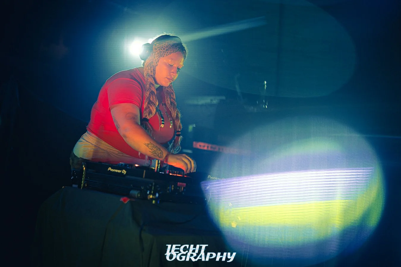 Miss Thank You and Baeoli plays Valhalla - Miss Raven 20/09/25 ...