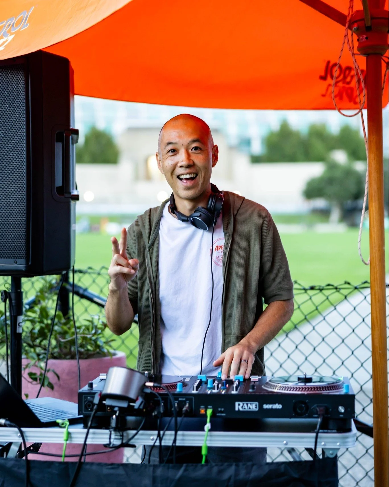Q "How many days to go til our End of Summer Party?"

A "Two! Two days to go until we get our spritz on and dance!"

Peace!

Credit @dw.productions_ 

#socialserve #party #dj #fun #lifestyle #outdoors #summer #active #fashion #coc