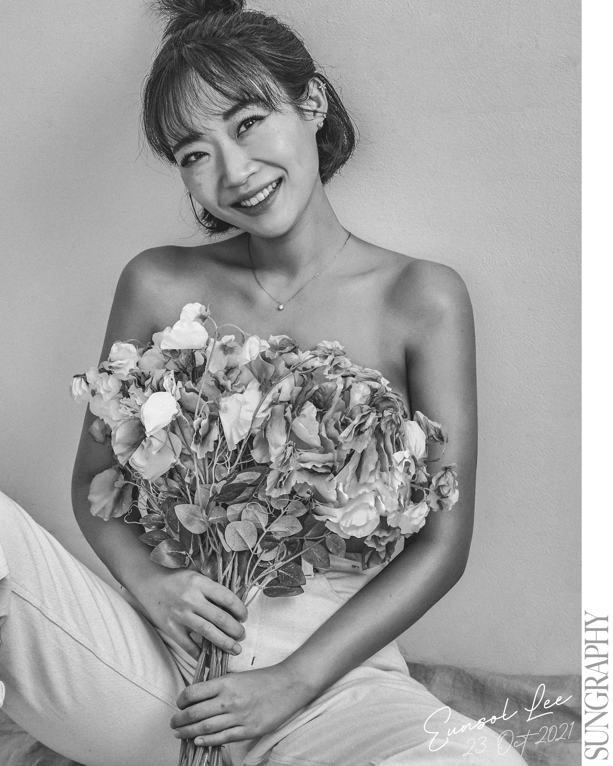 077흑백서비스.jpg