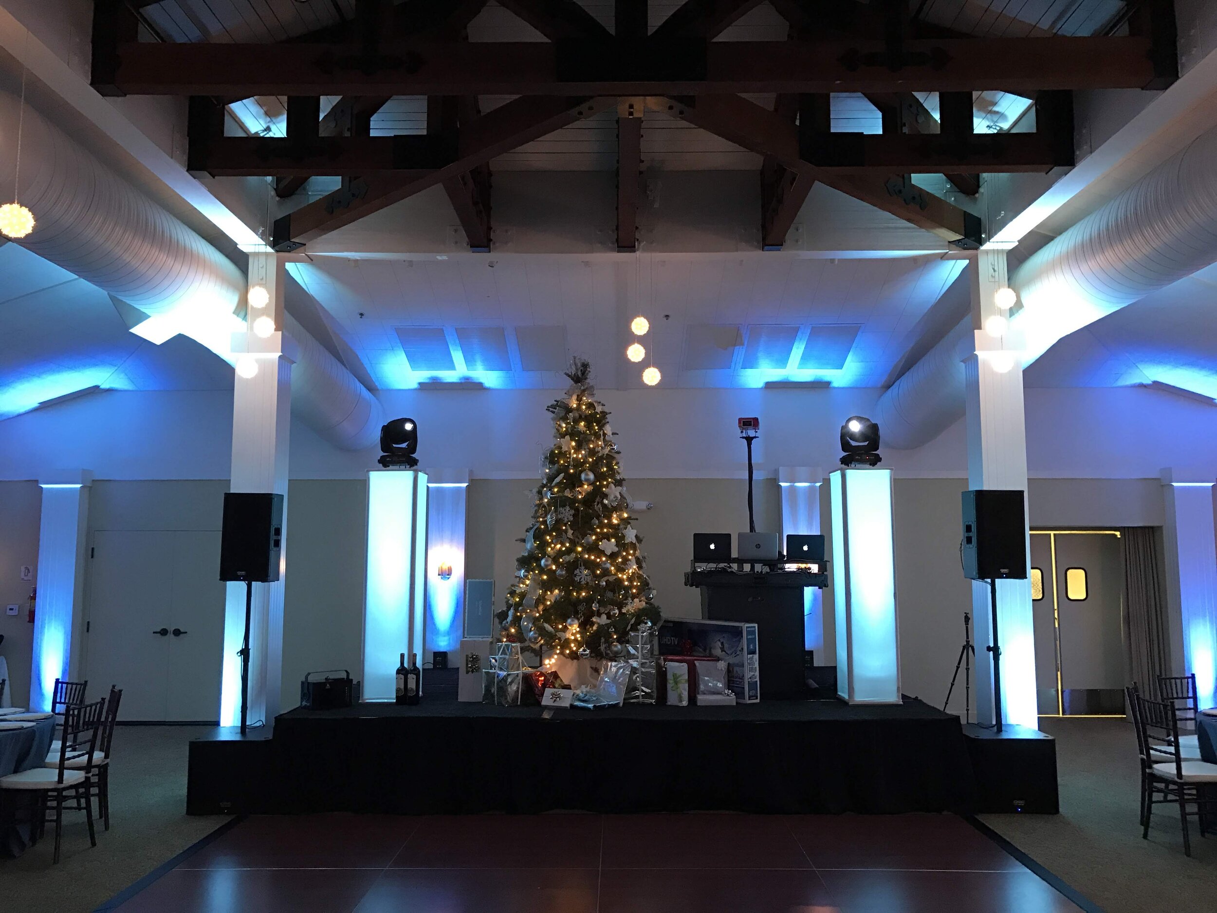 DJ Pros Ponte Winery Holiday Christmas Party