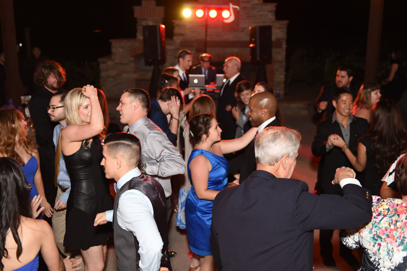 Leah Marie Photography Lorimar Winery Temecula Wedding DJ Pros 