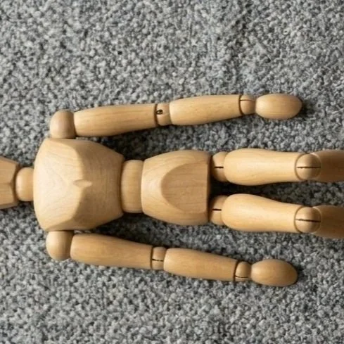 Movement Lesson #1: Finding Your Hip Joints 